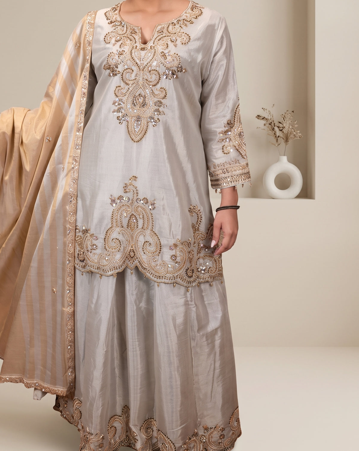 Riwaayat: silver grey embroidered suit set, view 4
